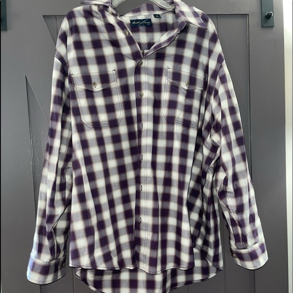 Weathered Casuals Button Down - Picture 3 of 4